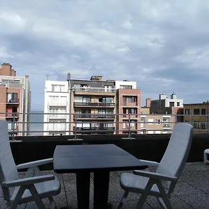 Dakstudio Met Reuze Zonneterras Appartement Middelkerke