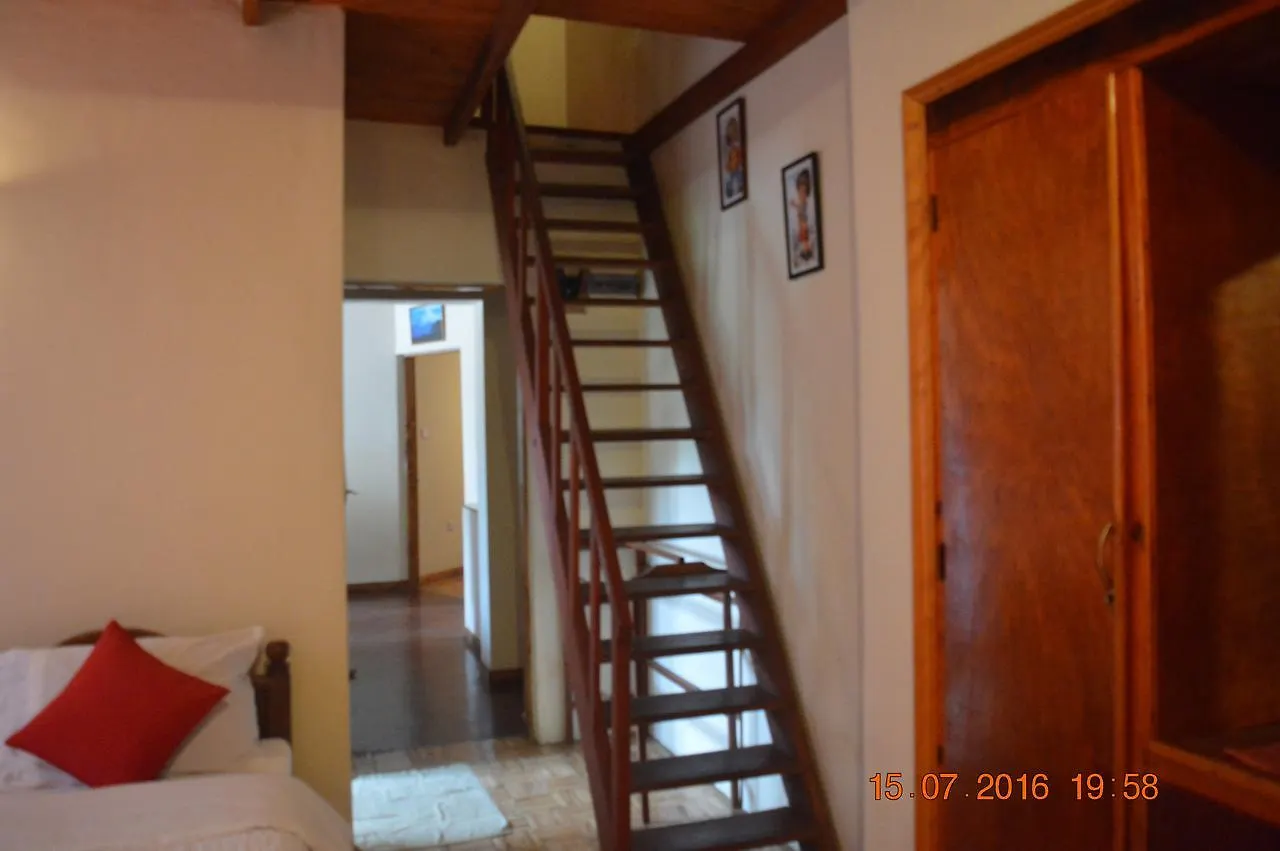 Samri Holiday Bunglow Nuwara Eliya