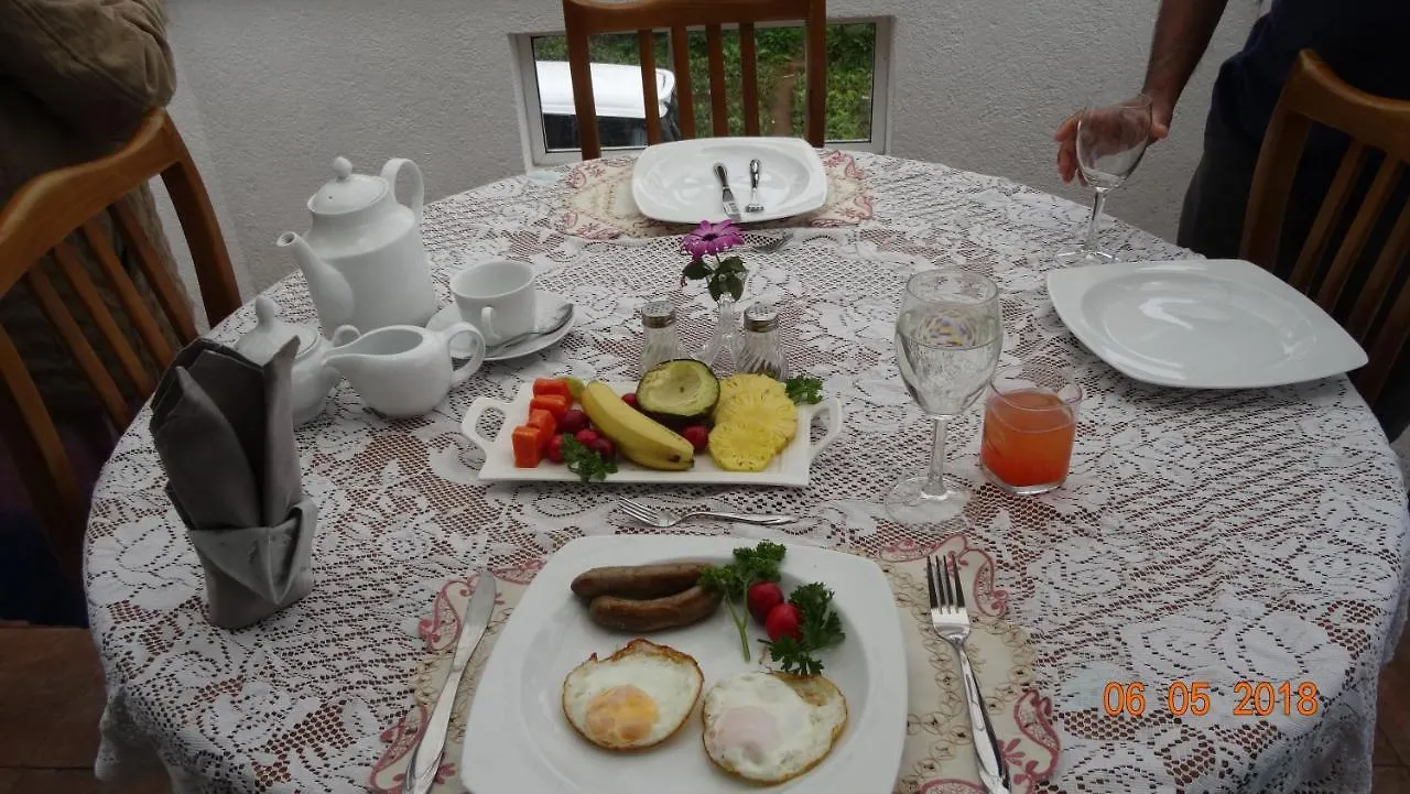 Samri Holiday Bunglow Nuwara Eliya 0*,